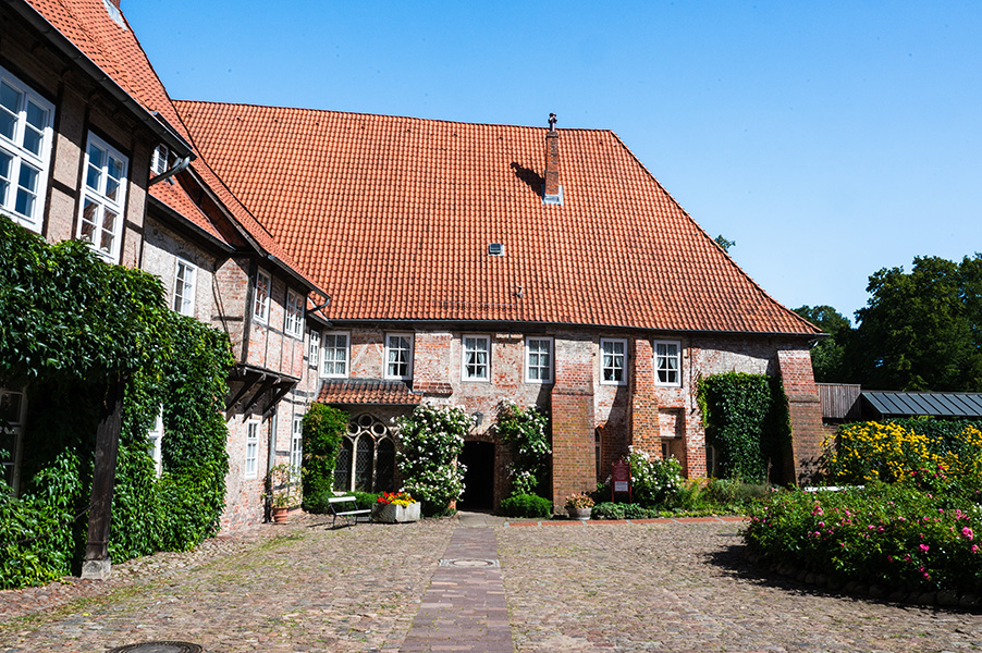DSC_0247JPG Z6II _2 Kloster Lüne