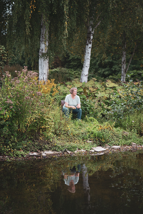 Natur, Wasser, Binnensee, Frauenporträt, Bäume,